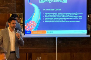 Jantar científico apresenta novidades no uso do stent Covera Fístula™ Jantar científico apresenta novidades no uso do stent Covera Fístula™